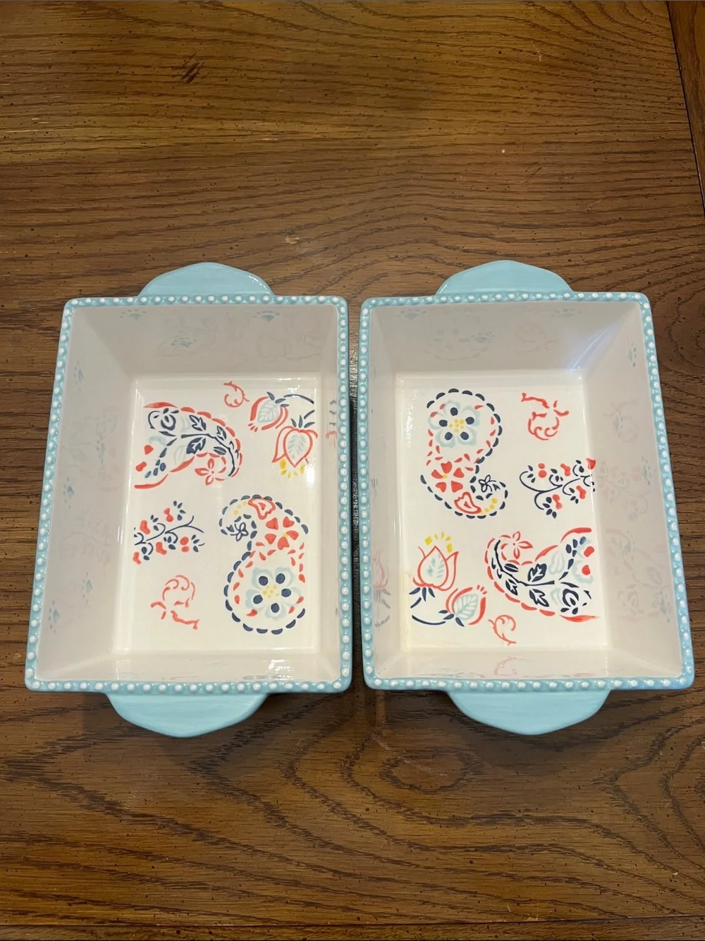 5 piece bakeware set with floral paisley design